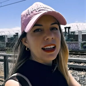 Nauris Leyva, youtuber cubana tras el canal Nauris Vlogs. Imagen: YouTube.